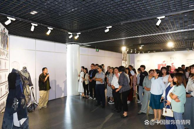 37000Cm威尼斯官方白玫瑰·2025天下纺织打扮时髦与科技立异大会胜利举行(图6)