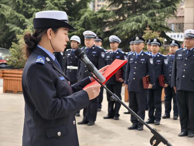 职业装定制县局为辅警配发天下同一款、肩章(图4)
